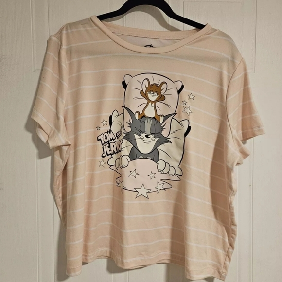 Tom and Jerry Womens XL T-Shirt Sleeping Short Sleeve Tee Pink White Soft NWT - Picture 1 of 3